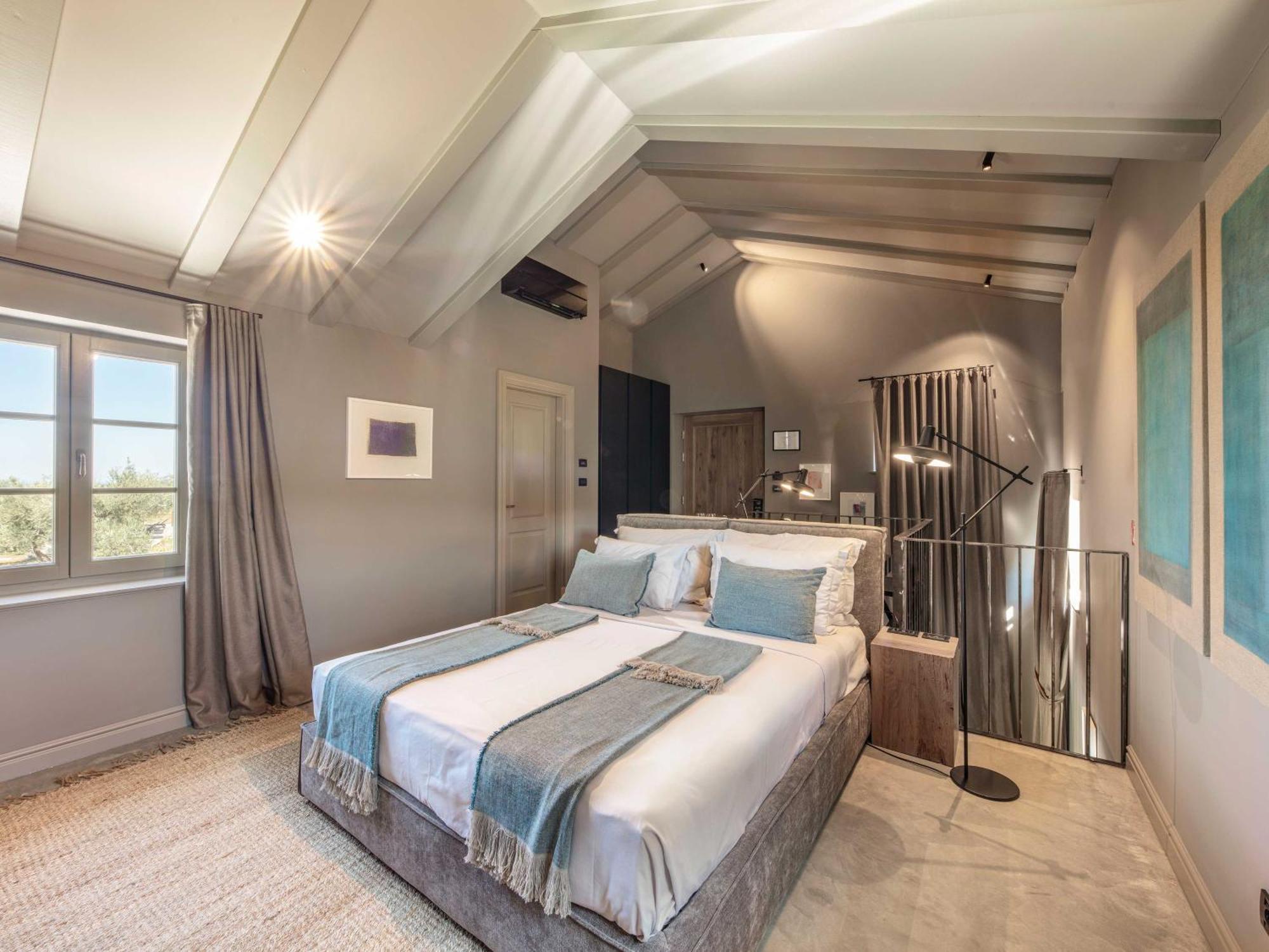 San Canzian Hotel & Residences - Small Luxury Hotels Of The World Buje Εξωτερικό φωτογραφία