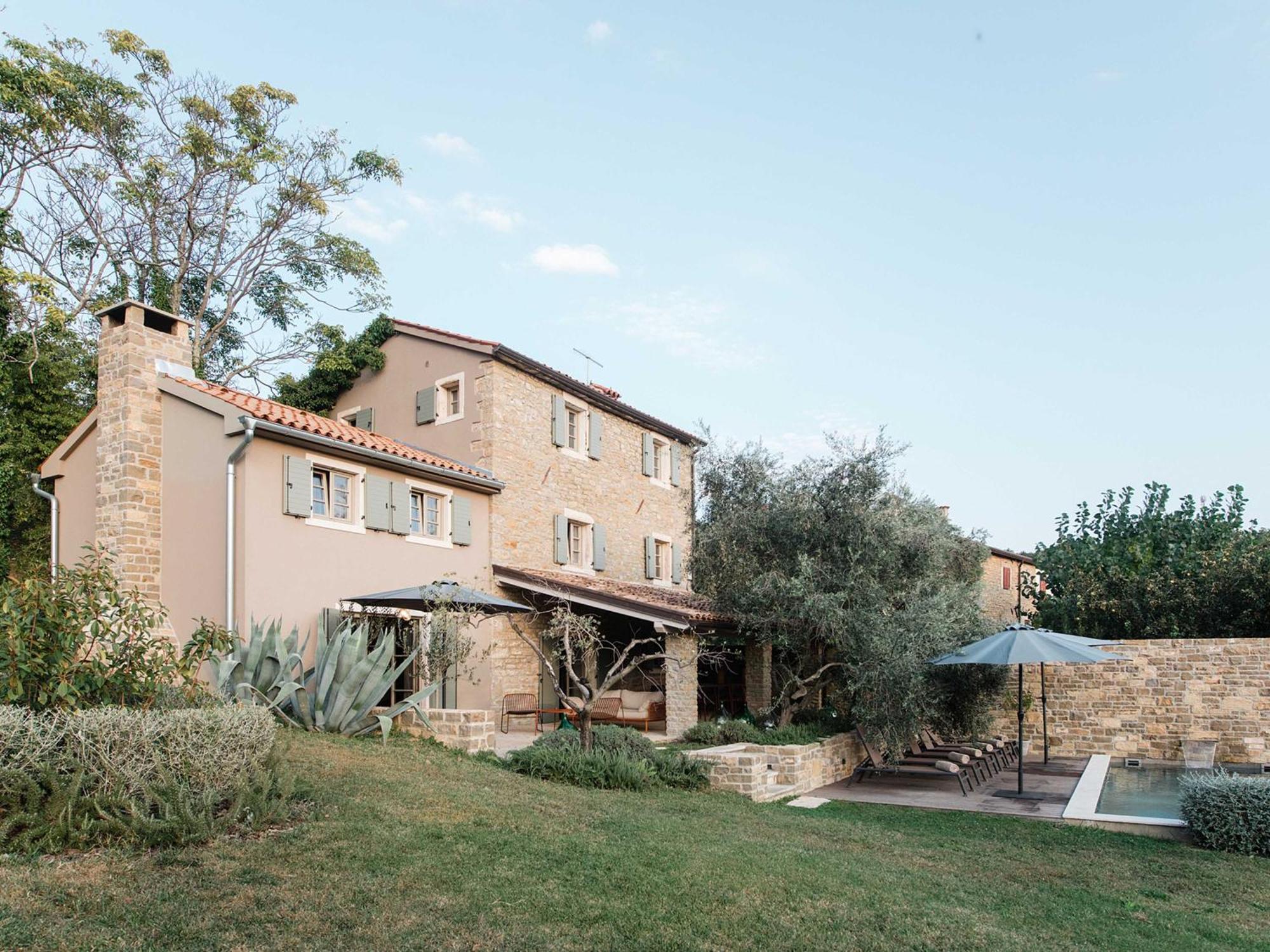 San Canzian Hotel & Residences - Small Luxury Hotels Of The World Buje Εξωτερικό φωτογραφία