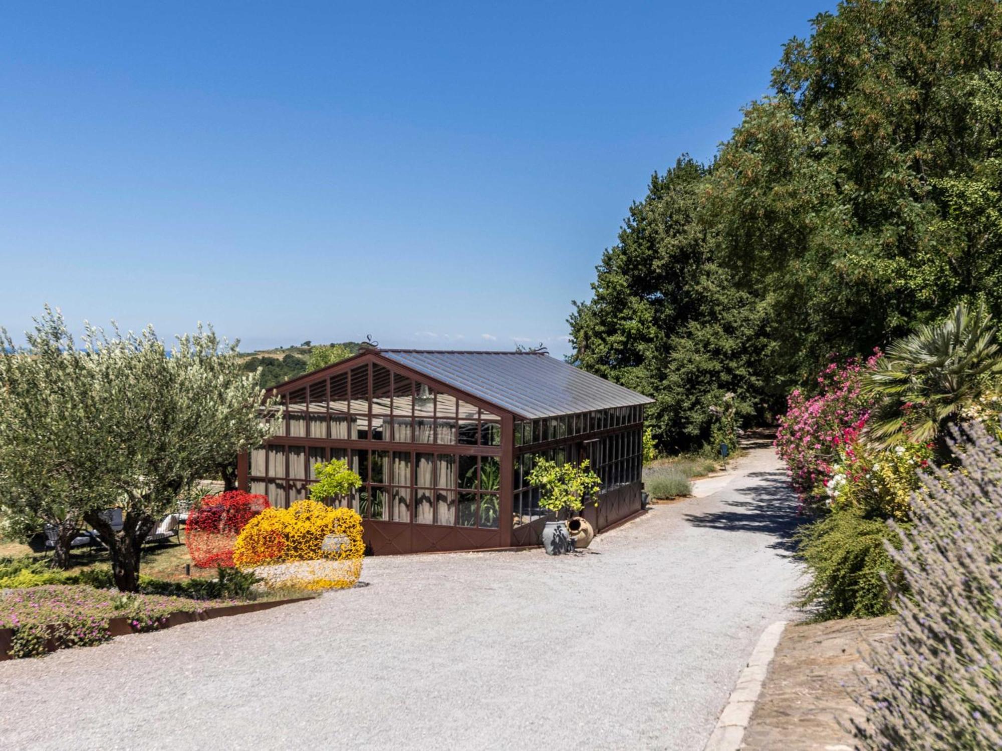 San Canzian Hotel & Residences - Small Luxury Hotels Of The World Buje Εξωτερικό φωτογραφία
